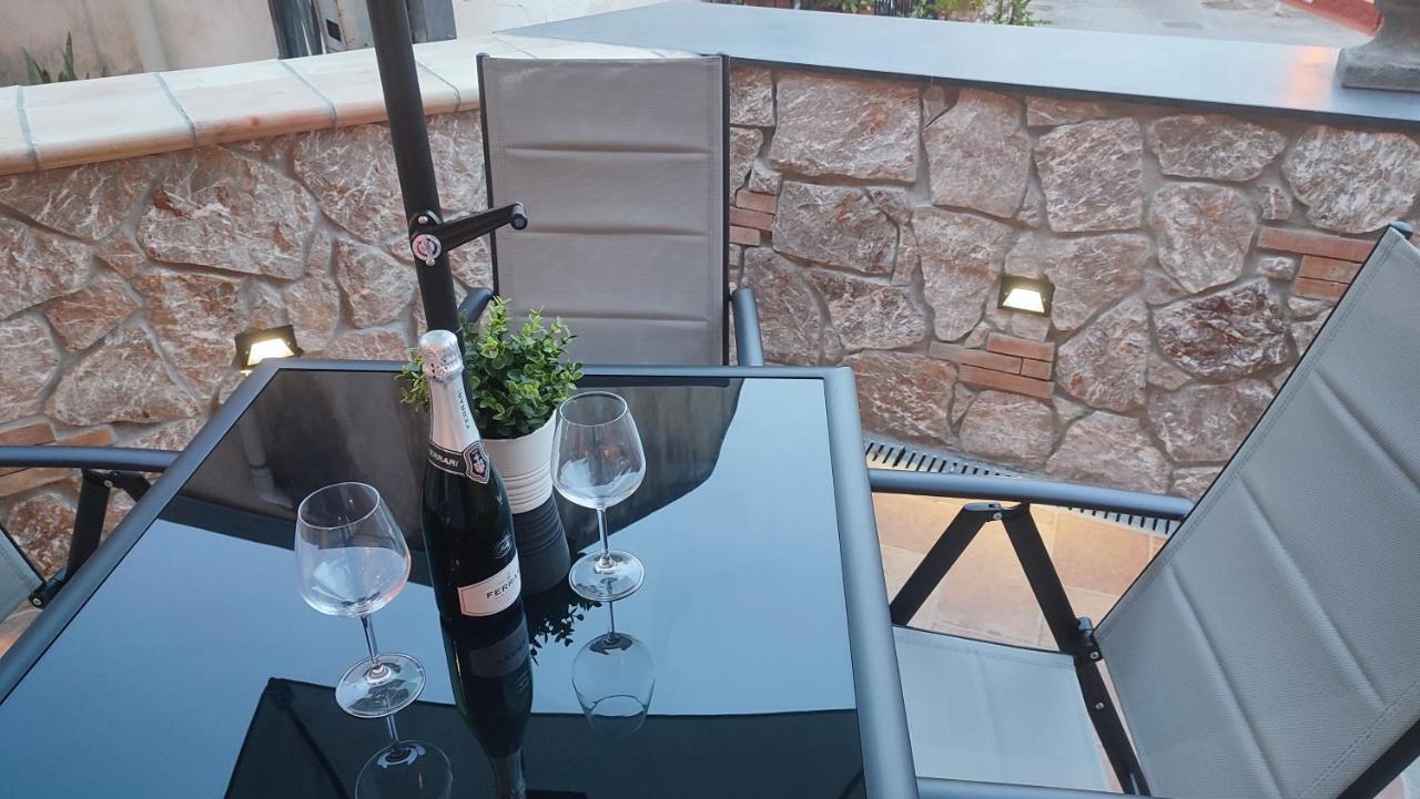Sa Benedica - Luxury House Villa กาบาตาเบียโน ภายนอก รูปภาพ